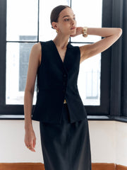 Düz Düğmeli Yelek Arka Yırtmaçlı V-Yaka