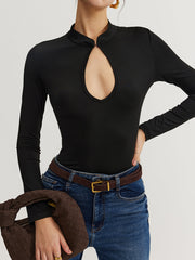 Anahtar Deliği Yaka İnce İç Giyim Parçası