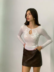 Gözenekli Yarı Şeffaf Anahtar Deliği Yaka Tişört