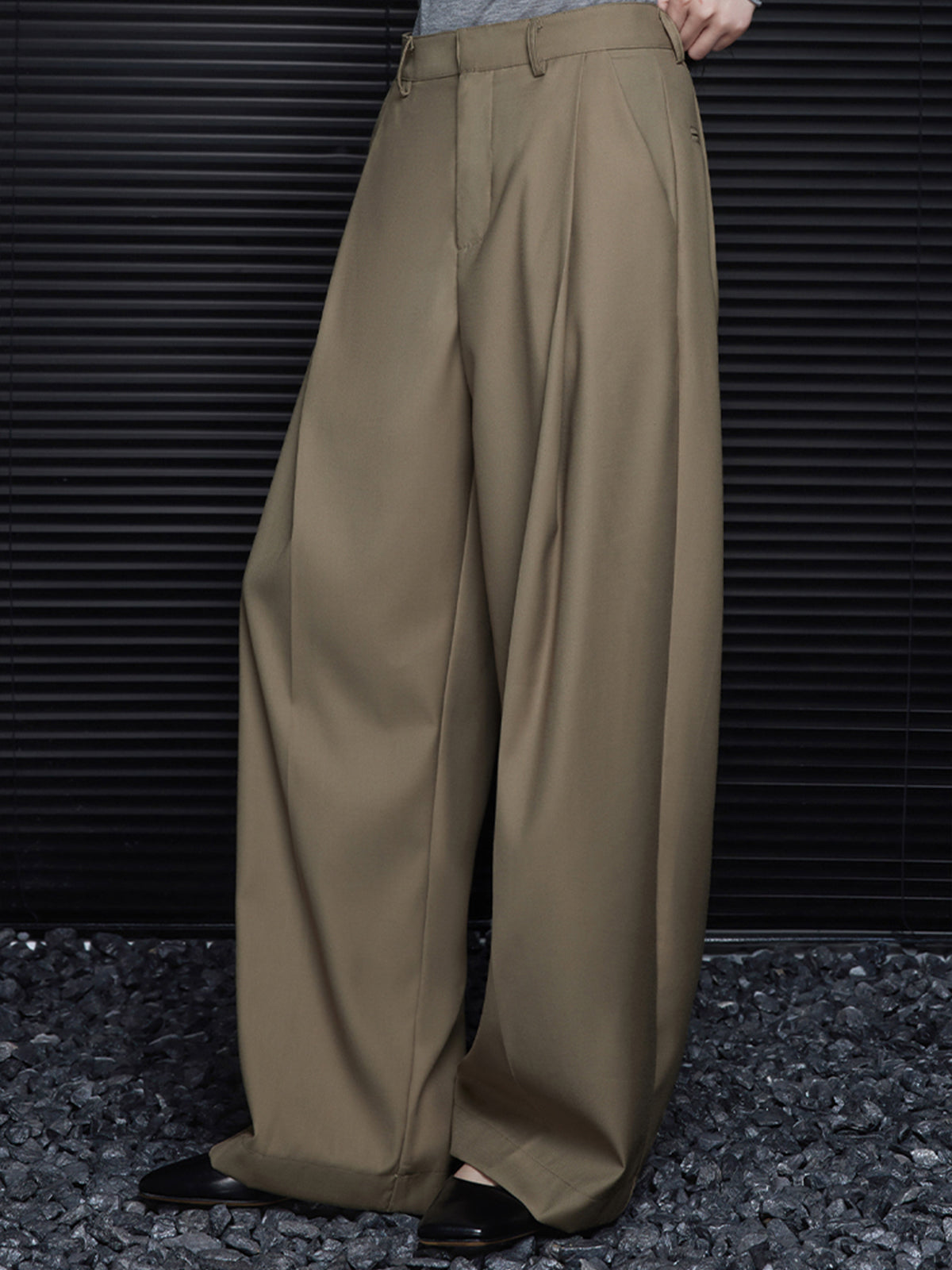 Kemersiz Pileli Drape Pantolon
