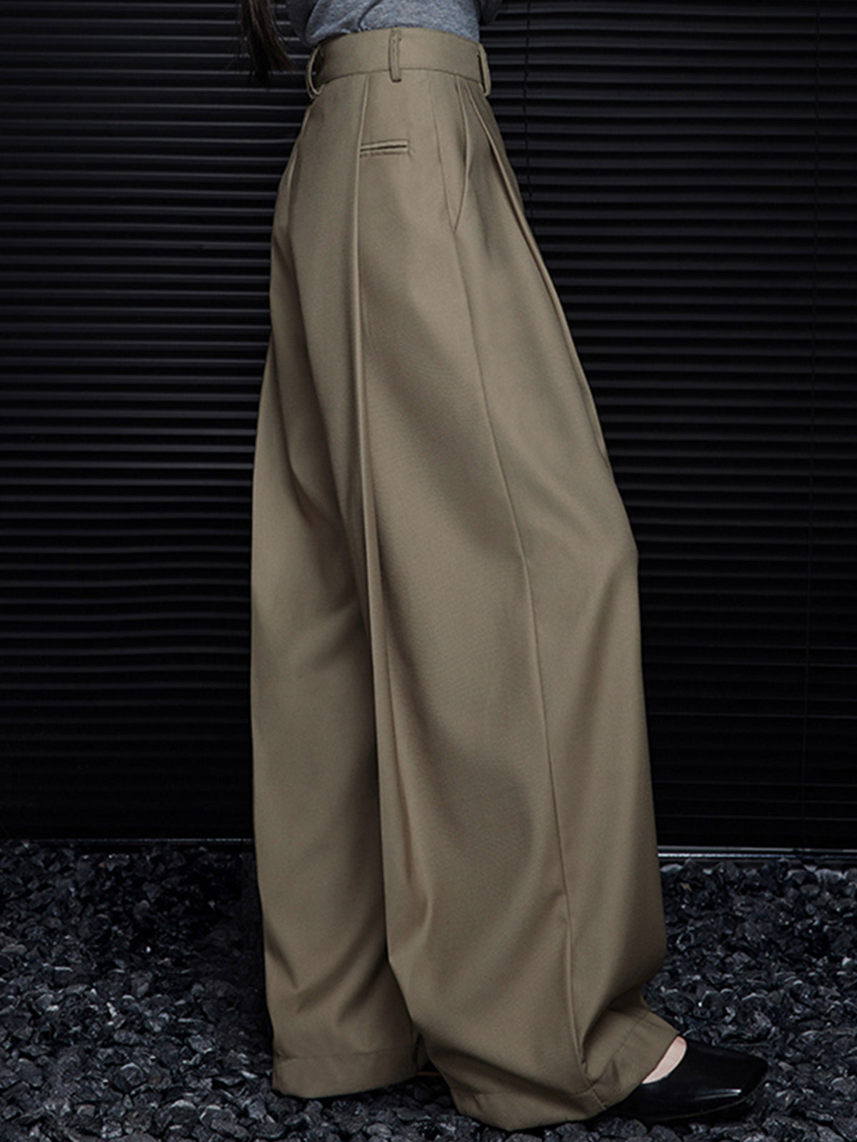 Kemersiz Pileli Drape Pantolon