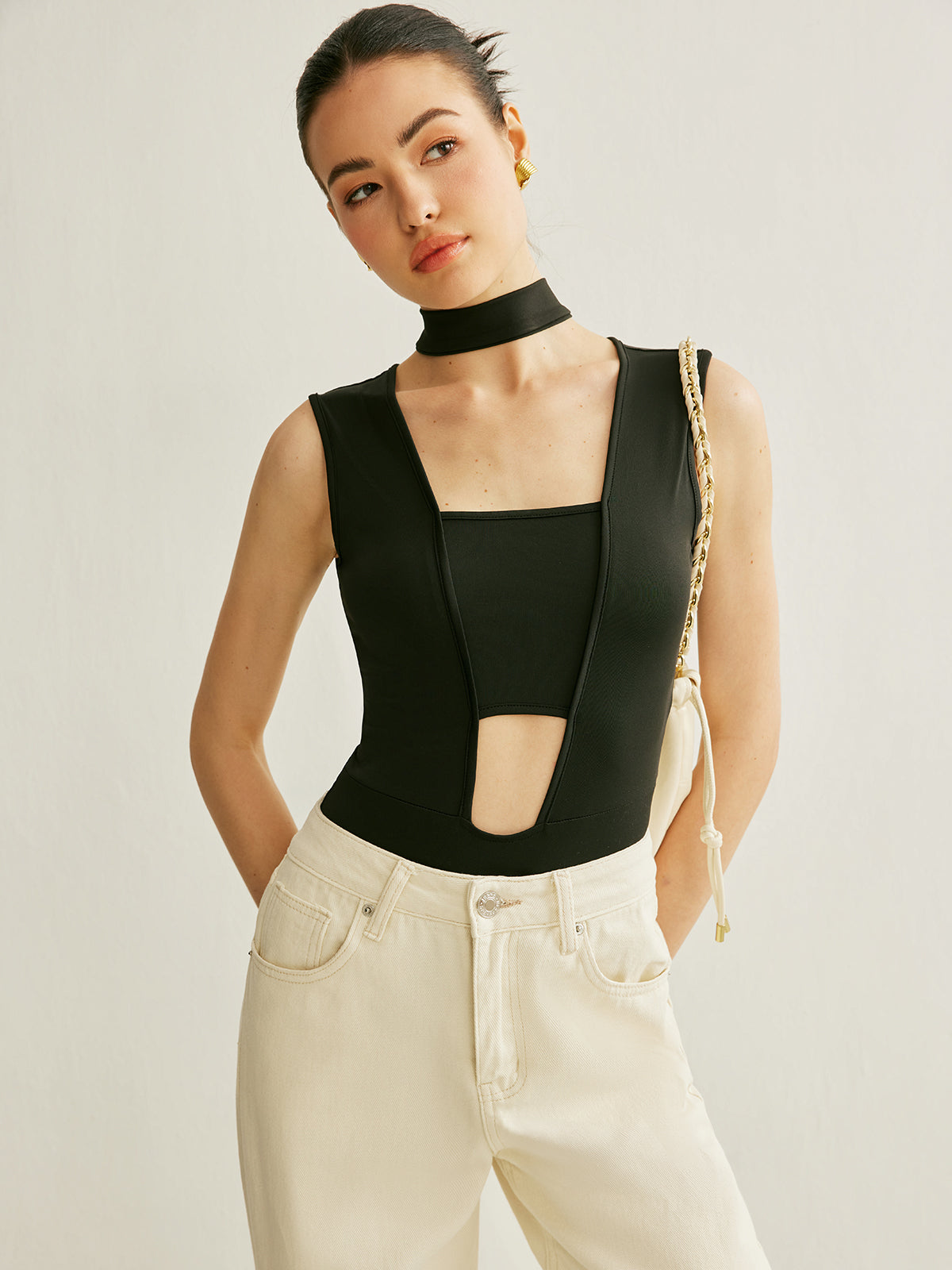 Spor Şık Kolsuz Kesikli Bodysuit