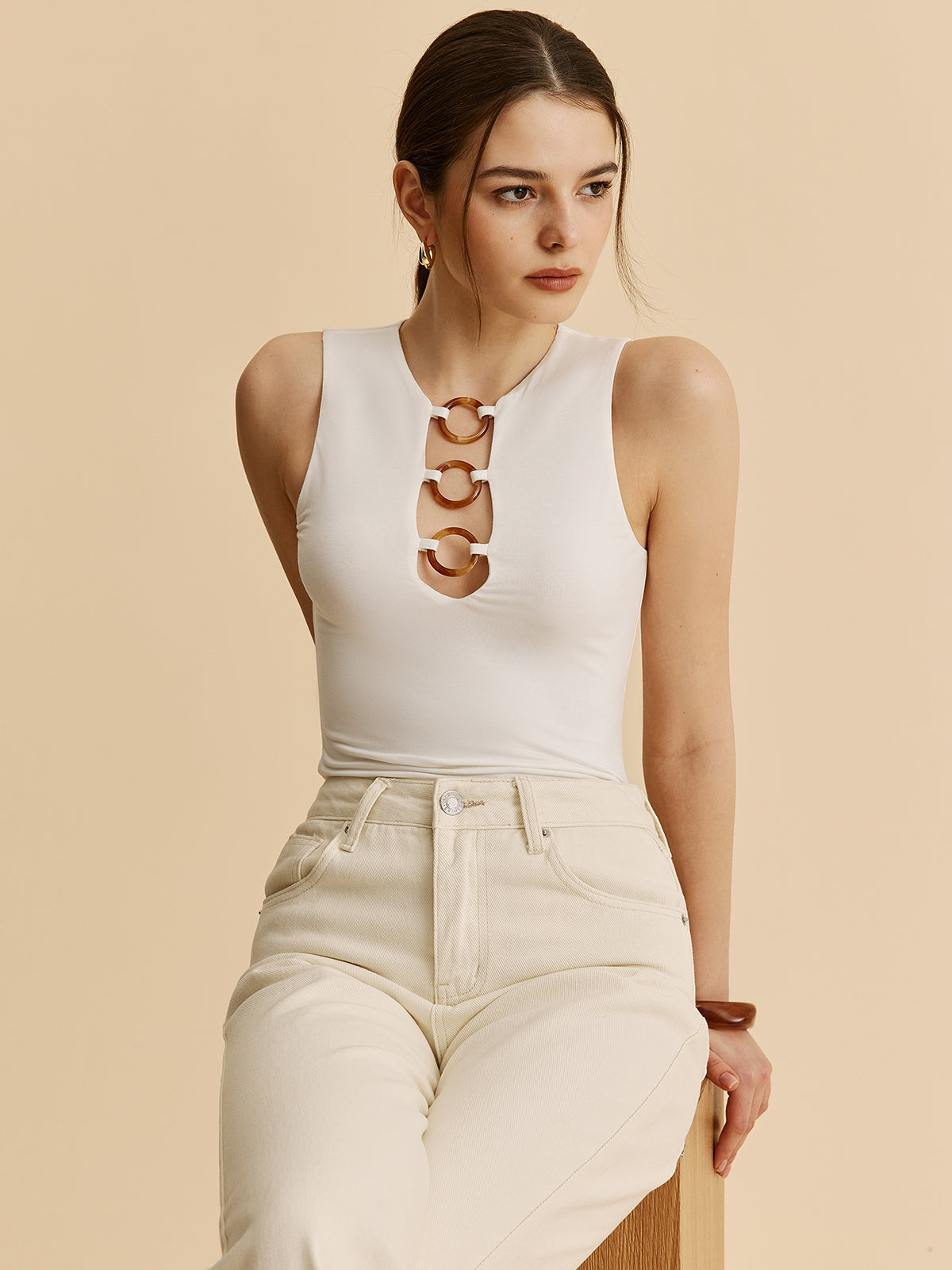 Halka Detaylı Kesimli Tank Top