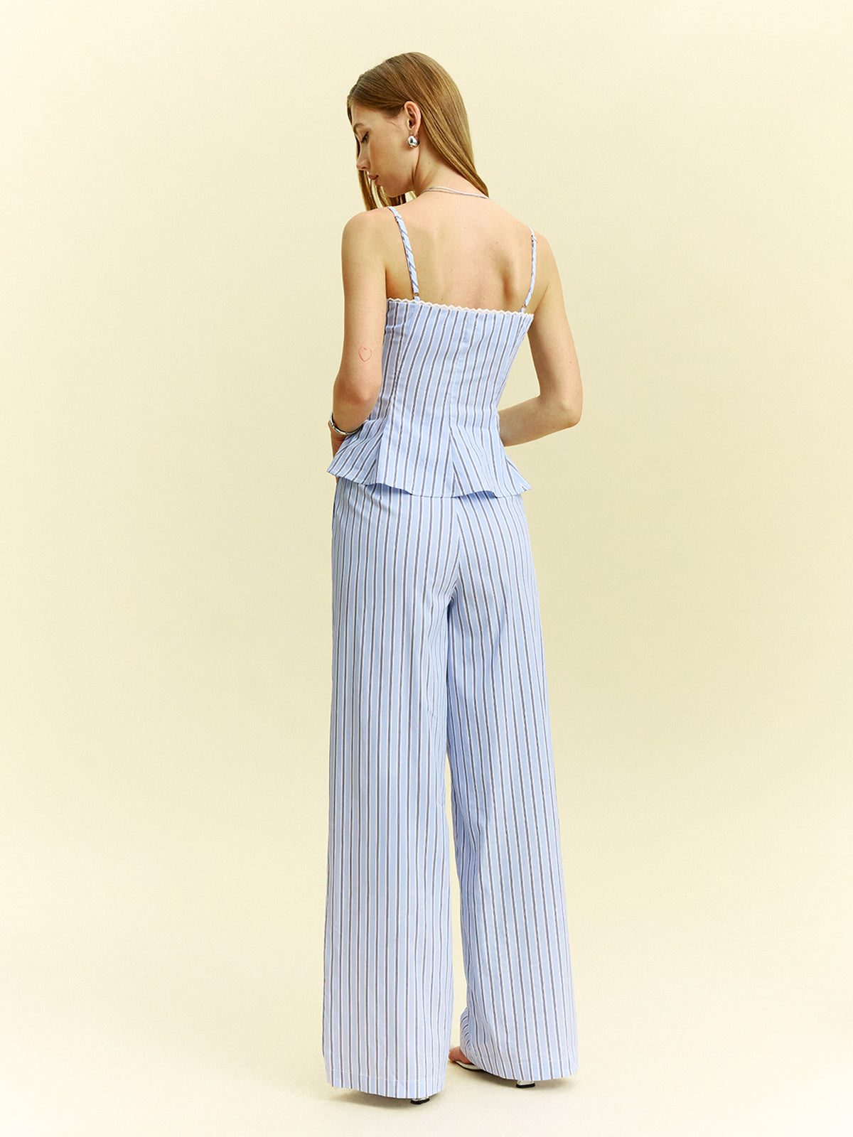 Çizgili Peplum Üst Ve Geniş Paça Pantolon Takımı