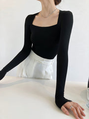 Kare Yaka Uzun Kollu Gömlek