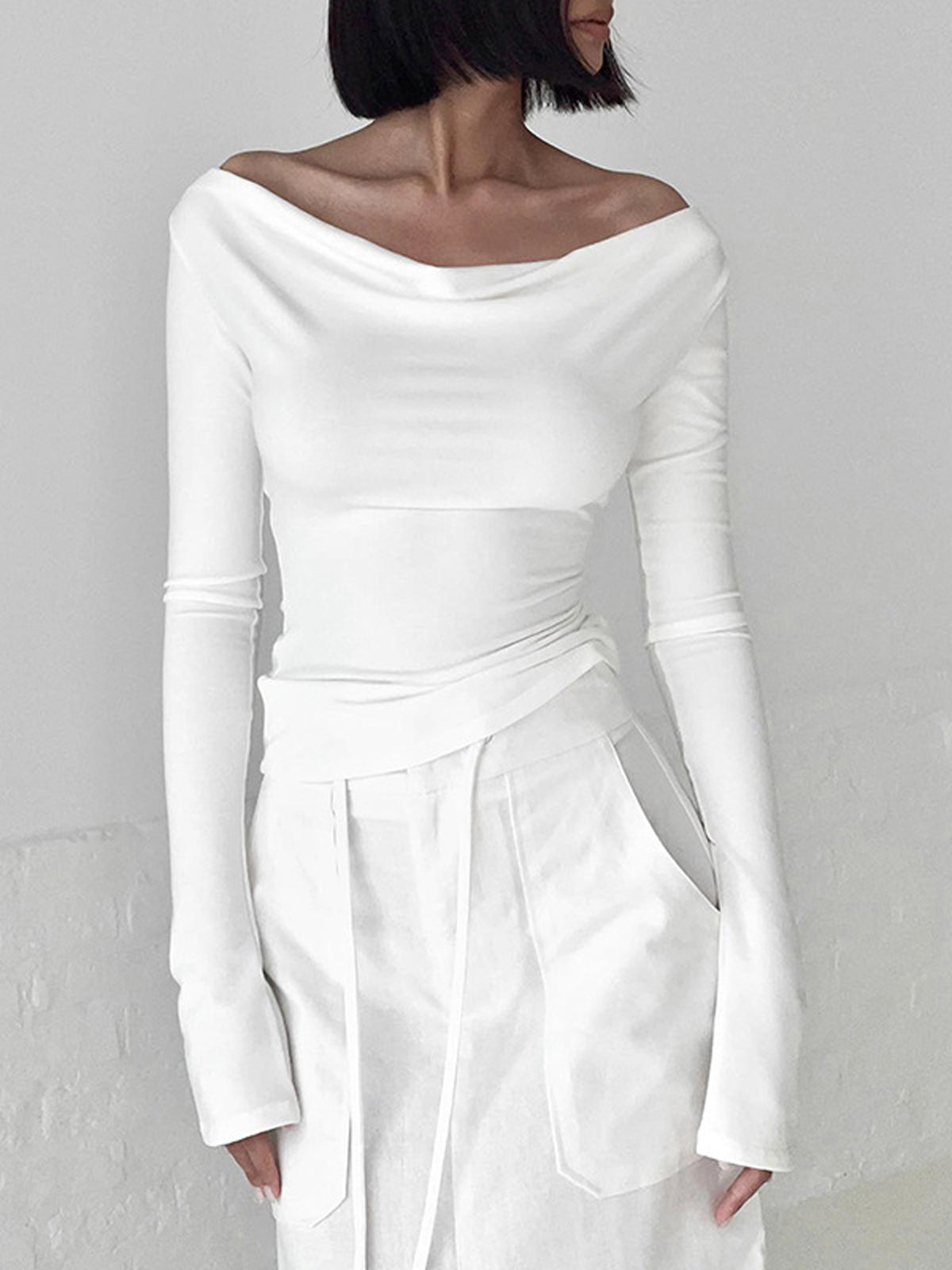 Kadın Sırtı Açık Uzun Kollu Bluz