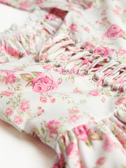 Çiçek Desenli Bağcıklı Kısa Elbise