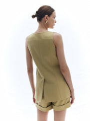 Düğmeli Bölünmüş Plise Yelek