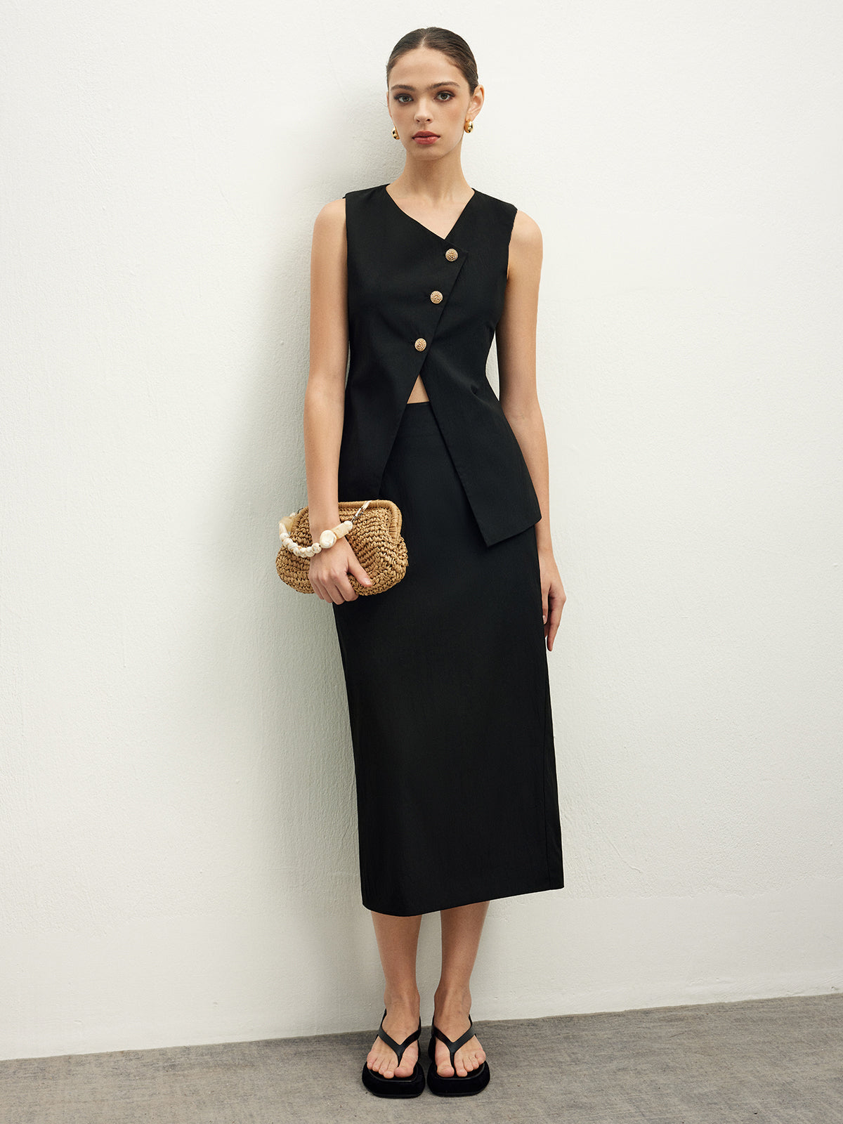 Asimetrik Düğmeli Üst ve A-kesim Etek Takımı