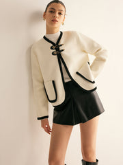 Kontrastlı Bağlama Ceket