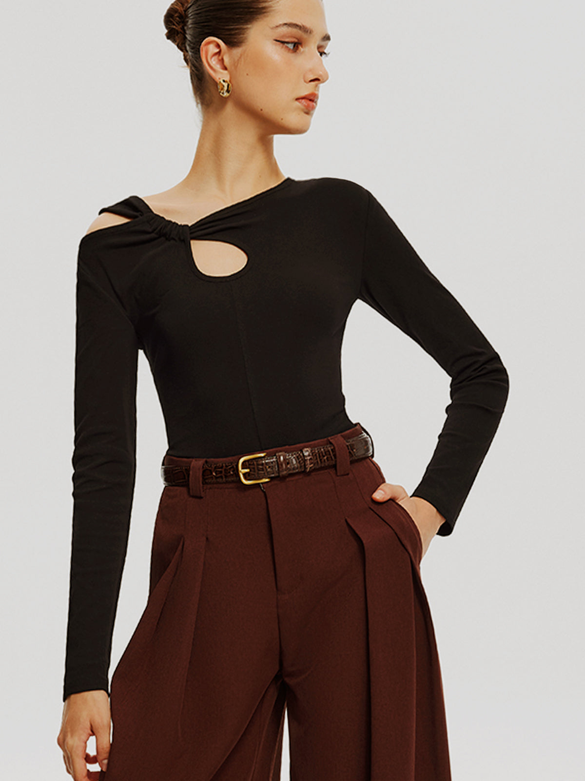 Asimetrik Düğümlü Triko Üst