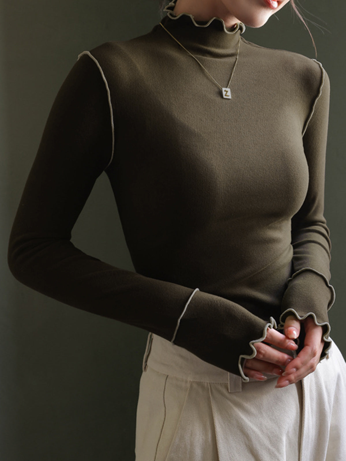 Dalga Kesimli Dar Tişört