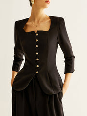 Yırtmaçlı Kare Yaka Düğmeli Bluz