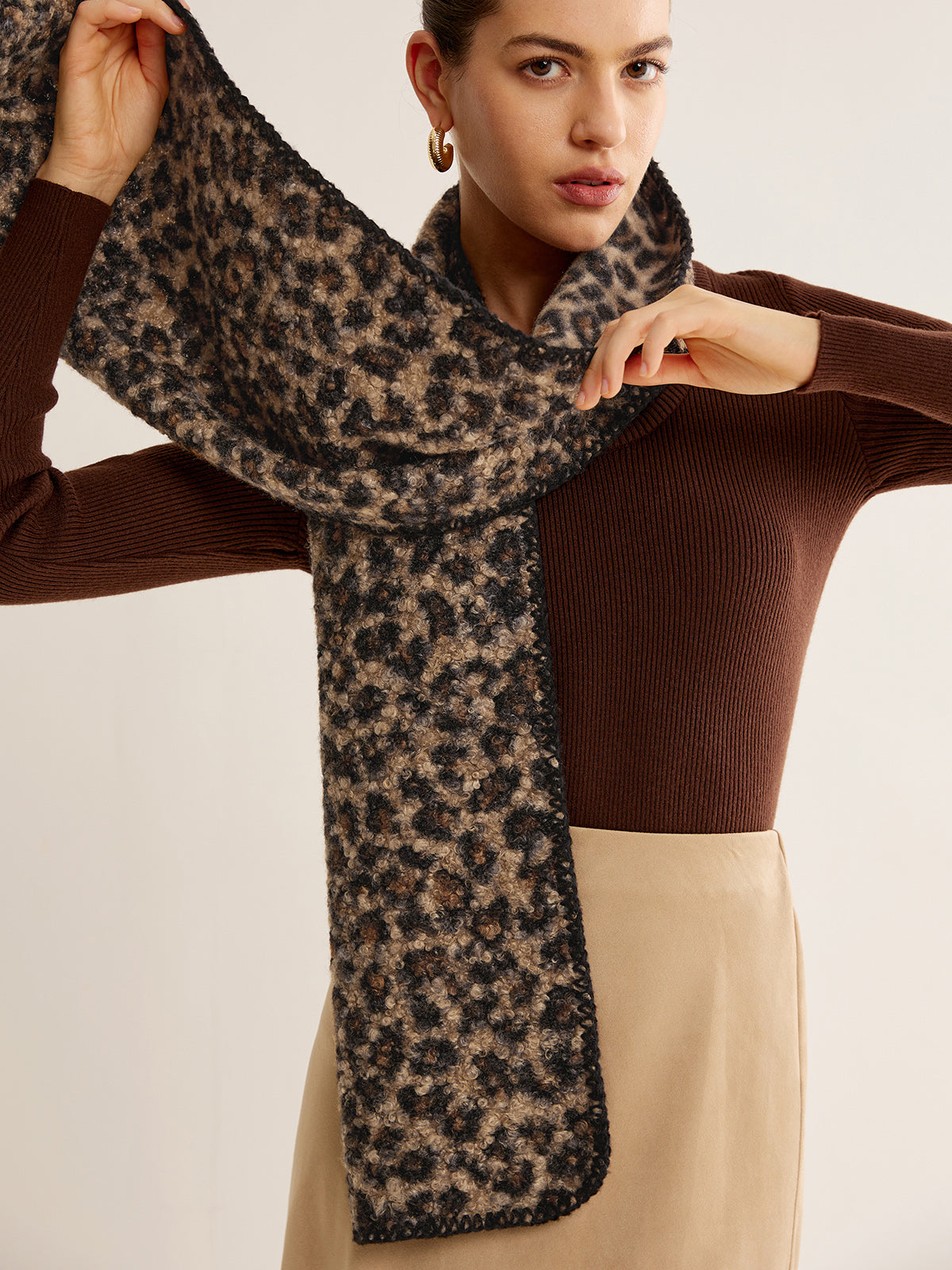 Leopar Desenli Peluş Şal