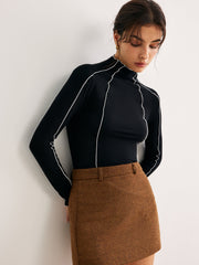 Marul Kenarlı Kontrast Dikişli Dar Kesim Tişört