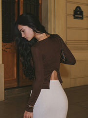 Arka Bölmeli Dar Kesim Tişört