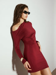 Asimetrik Kalça Kapatıcı Elbise