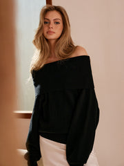 Omuzları Açık Esnek Kazak