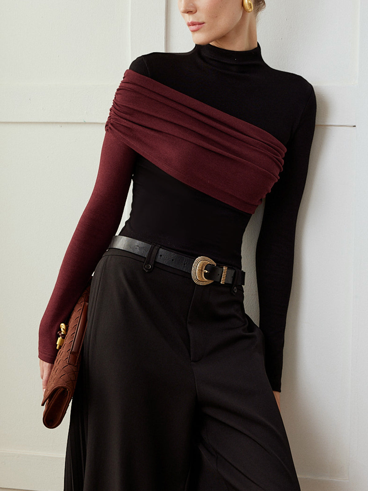 Renk Bloklu Pileli Üst