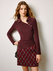 Asimetrik Düğmeli Dar Yaka Tişört