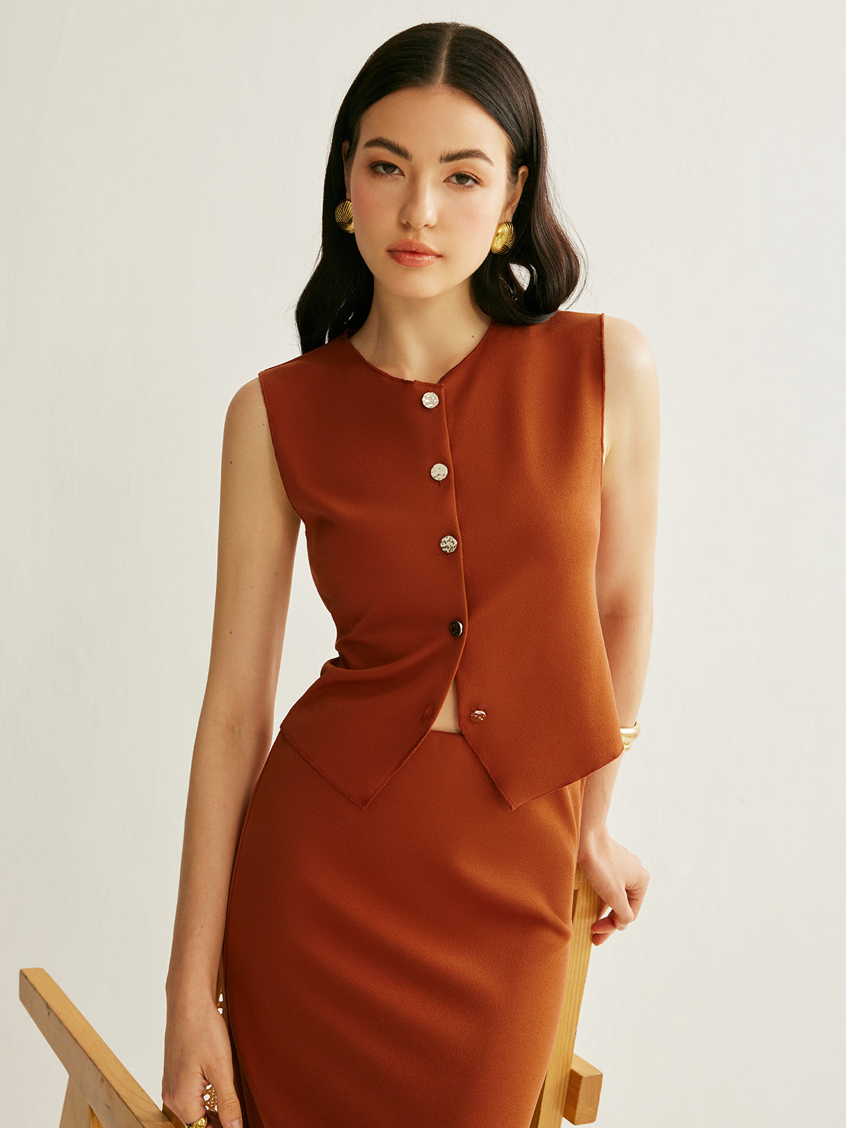 Düğmeli Kolsuz Yelek