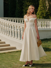 Asimetrik Kalp Yaka Pileli Elbise