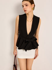 Kemerli V-Yakalı Kolsuz Bluz