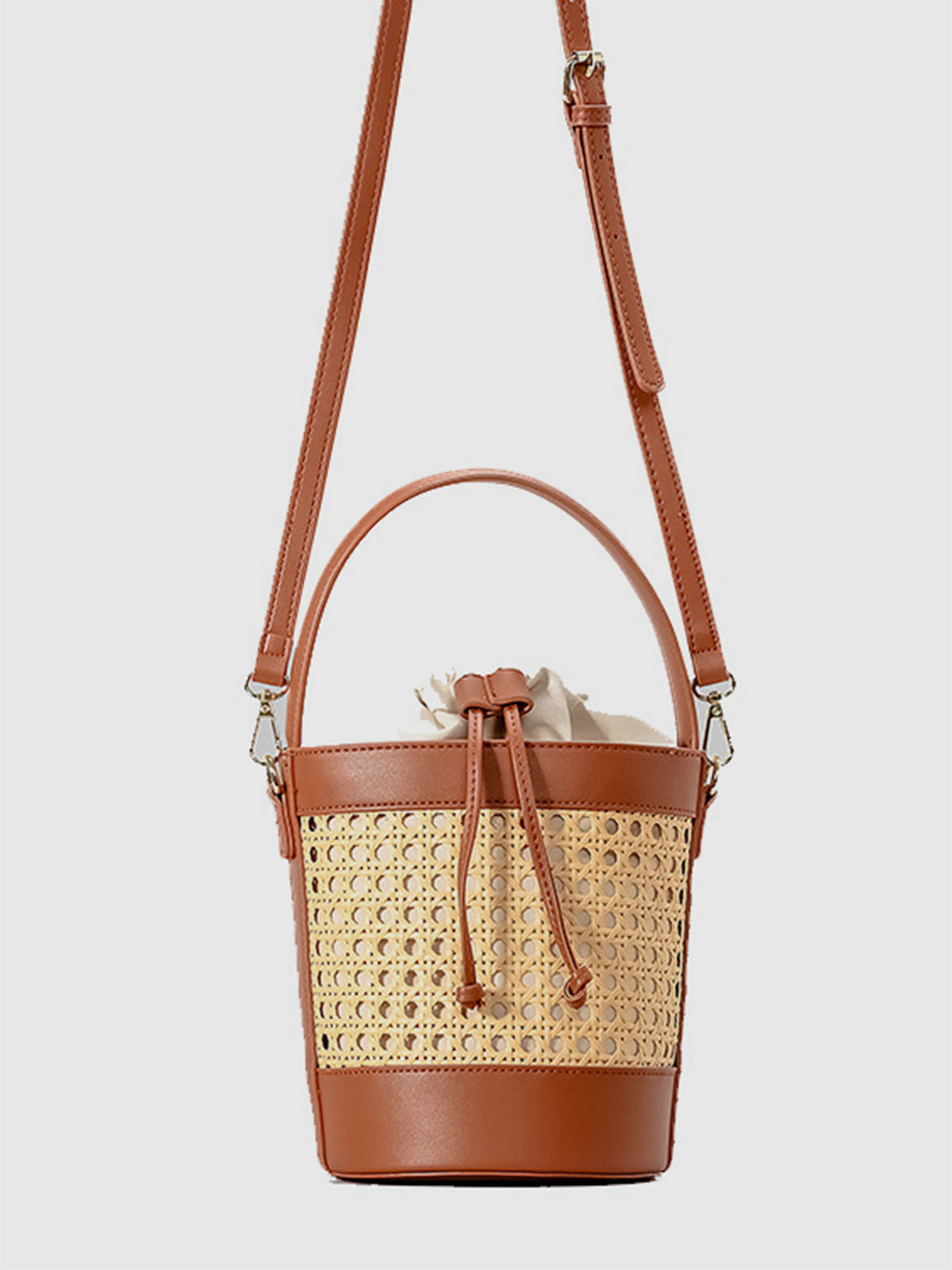 Rattan Kova Çantası