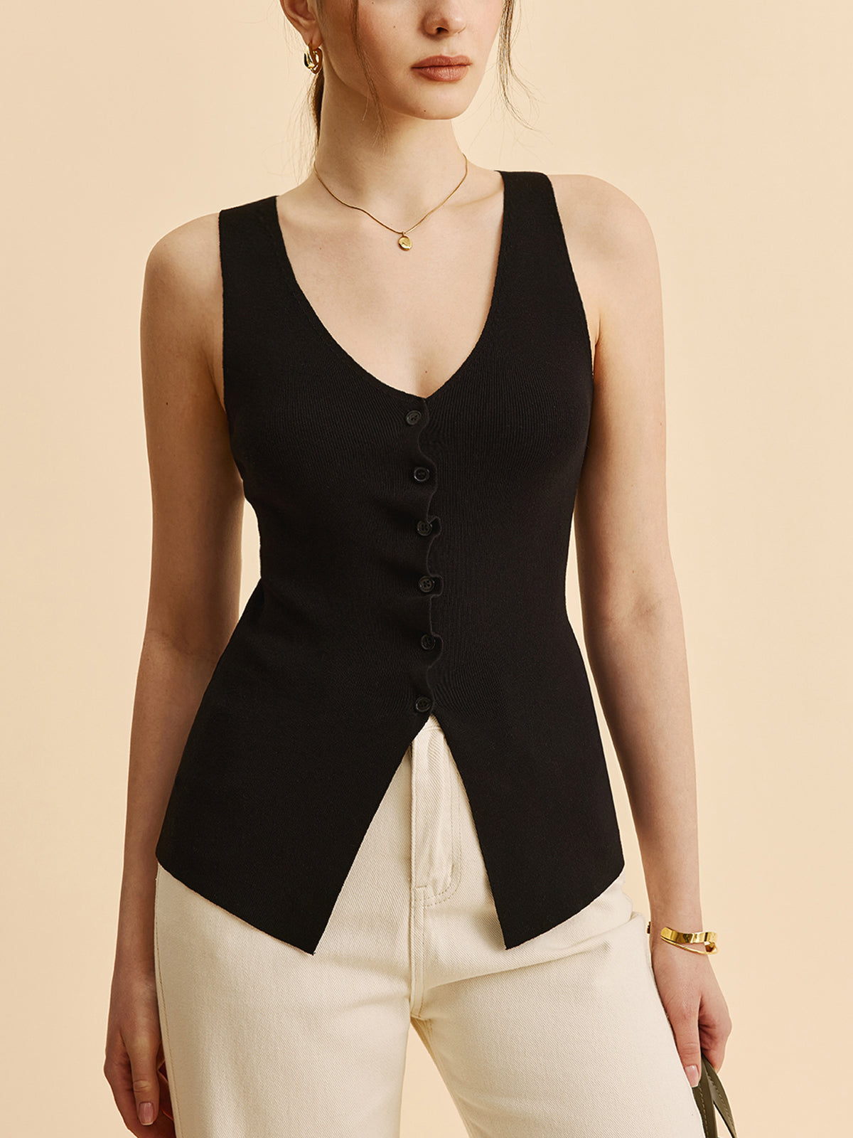 Marul Kenarlı Detaylı Örgü Yelek