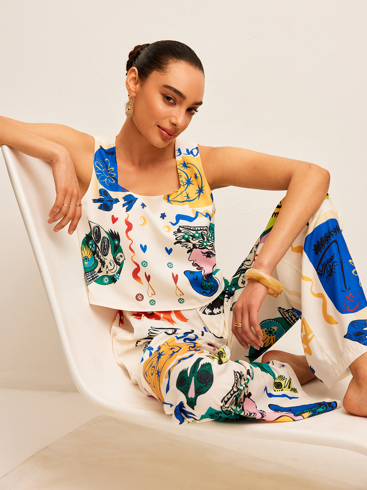 Grafik Baskılı Crop Top Ve Geniş Paça Pantolon Takımı