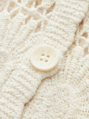 Çiçekli Tığ İşi Düğmeli Hırka