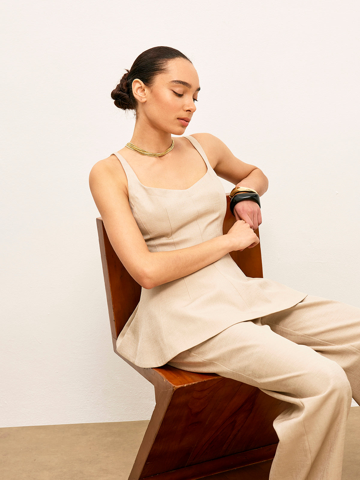 Arka Fermuarlı Peplum Kloş Üst