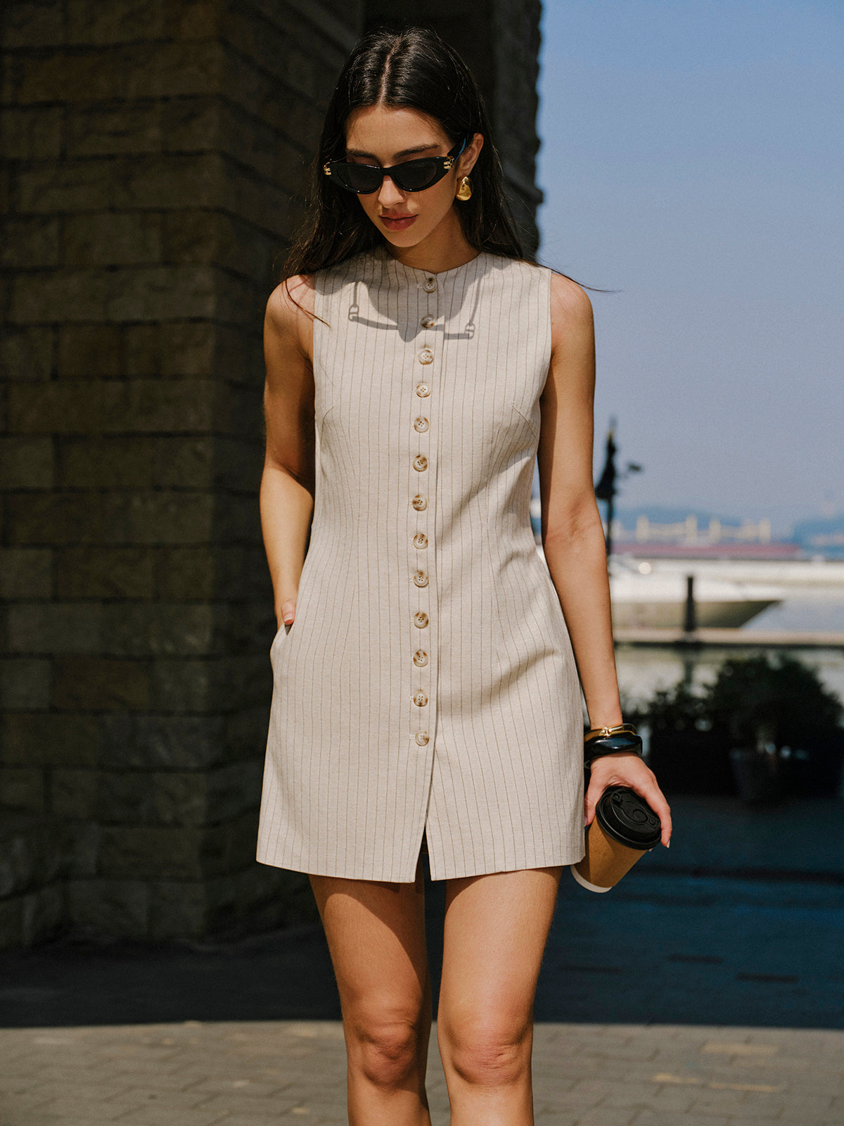 Cep Detaylı Düğmeli Keten Elbise