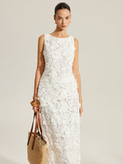 Çiçek Desenli Nakışlı Dantel Bluz