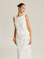 Çiçek Desenli Nakışlı Dantel Bluz