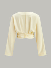 V Yaka Fırfırlı Düğmeli Kısa Bluz