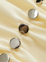 V Yaka Fırfırlı Düğmeli Kısa Bluz