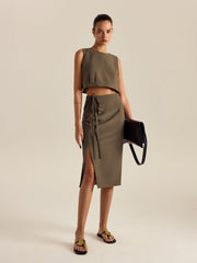 Kolsuz Yuvarlak Yaka Bluz