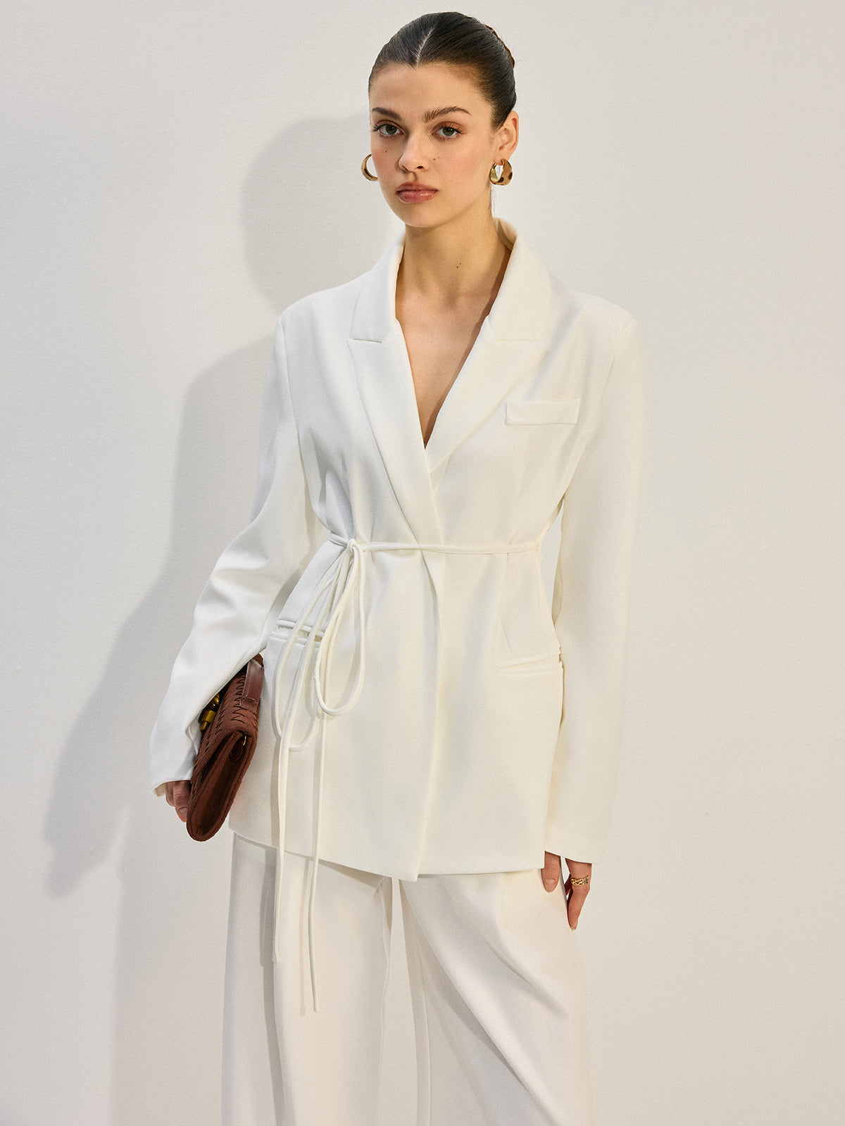 Geniş Kesim Kemerli Ceket