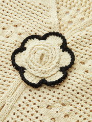 Çiçek Desenli Örgü Yelek