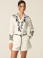 Nakışlı V Yaka Bluz