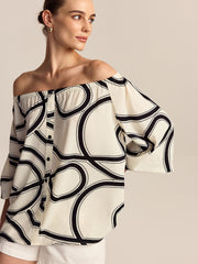 Desenli Omuz Dekolteli Bluz