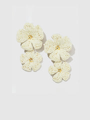 Altın Renkli Dantel Yaprak Küpe