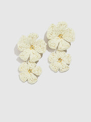 Altın Renkli Dantel Yaprak Küpe