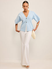 V Yaka Düğmeli Triko Hırka