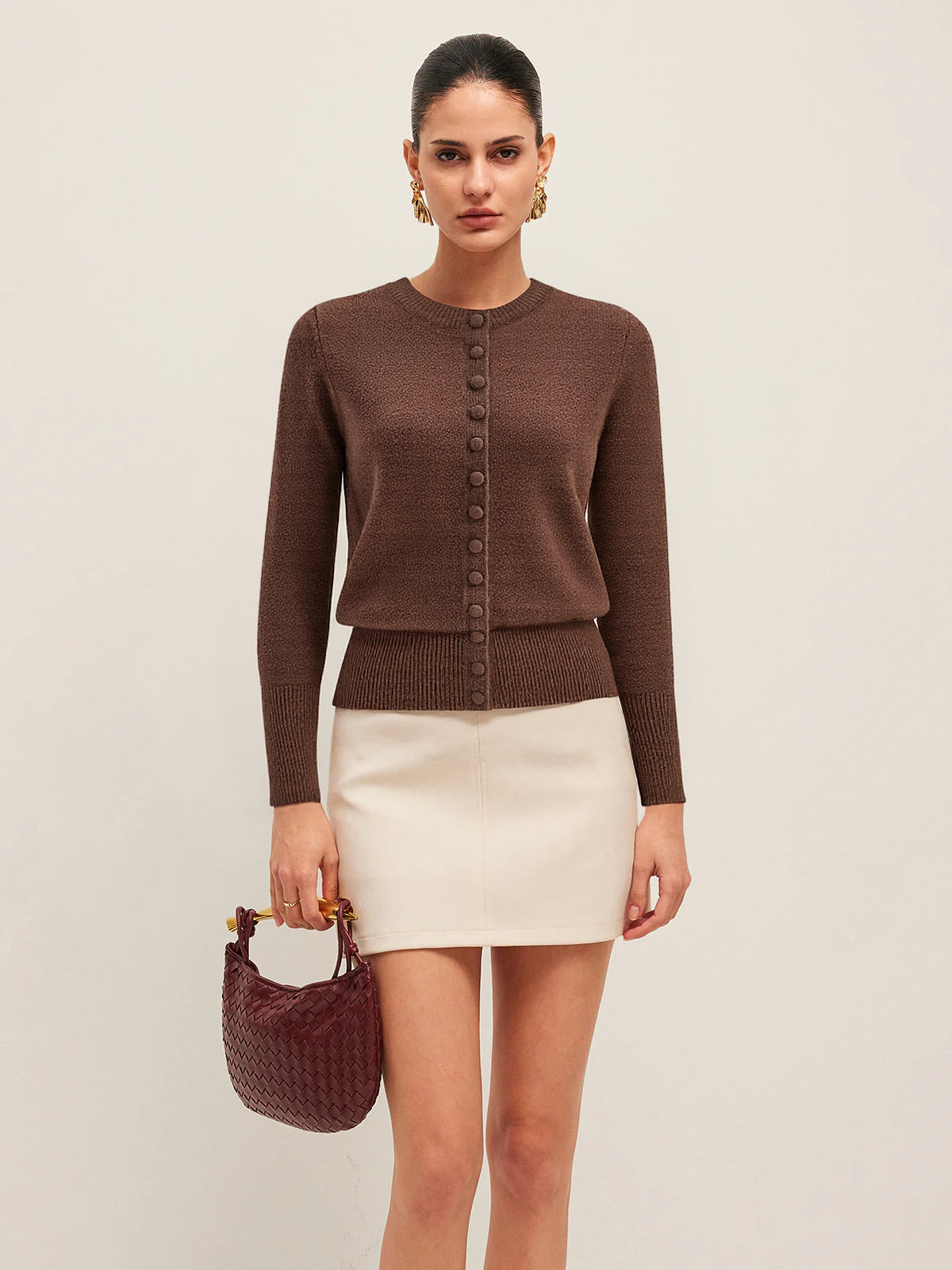 Yuvarlak Yaka Düğmeli Örgü Hırka