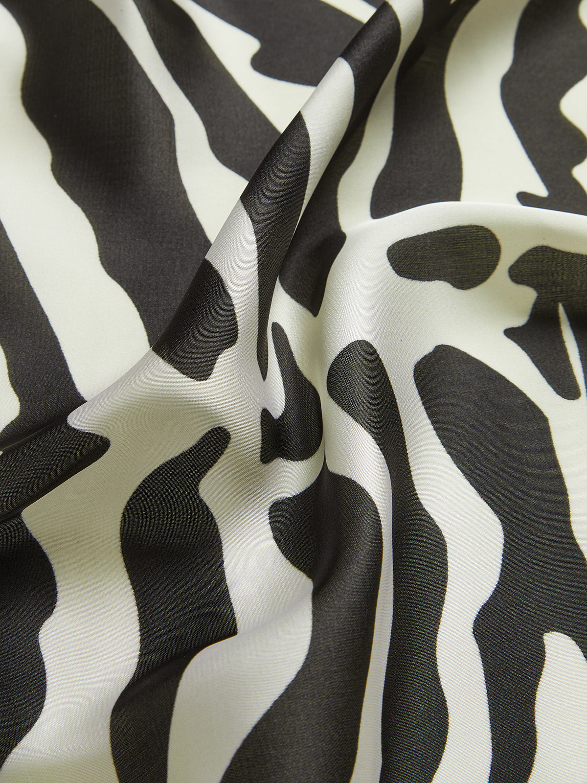 Zebra Desenli Kare Şal