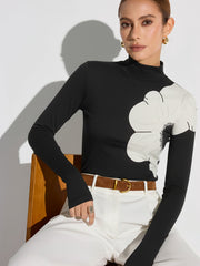 Çiçek Desenli Yüksek Yaka Bluz