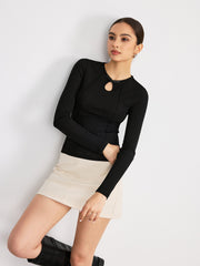 Anahtar Deliği Düğmeli Tişört