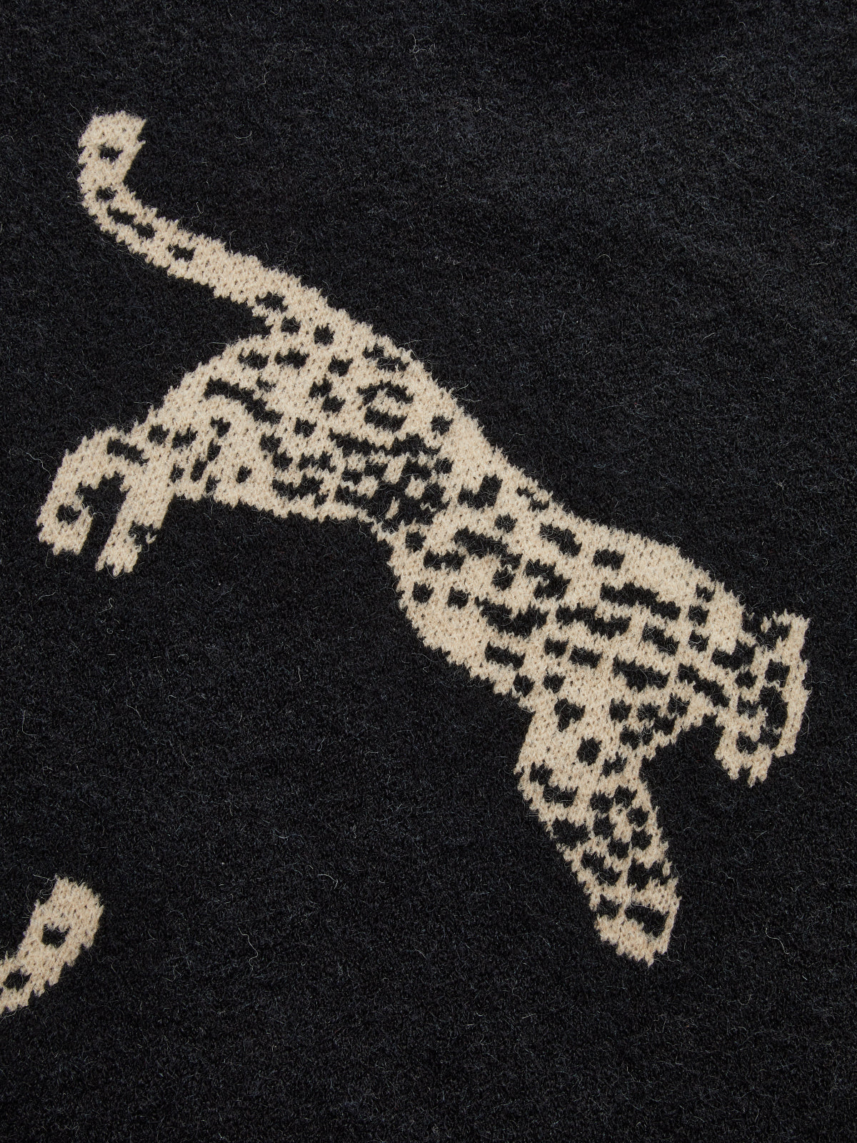 Leopar Desenli Örgü Kazak